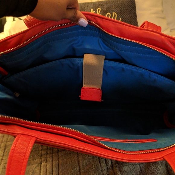 Red fastrack tote - Picture 2 of 8